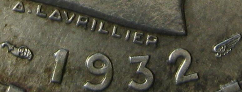 100 lei 1932 Paris - detail with the name of the engraver, the horn of plenty and with the wing that marks the chief engraver of the Parisian Mint, Lucien Bazor