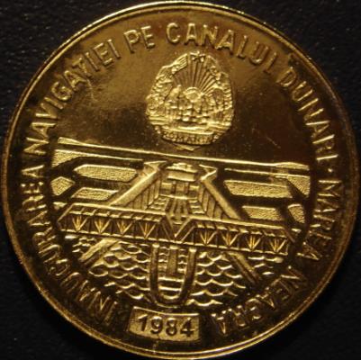 100 lei 1984 - Nicolae Ceaușescu / Danube-Black Sea Canal - monetary pattern